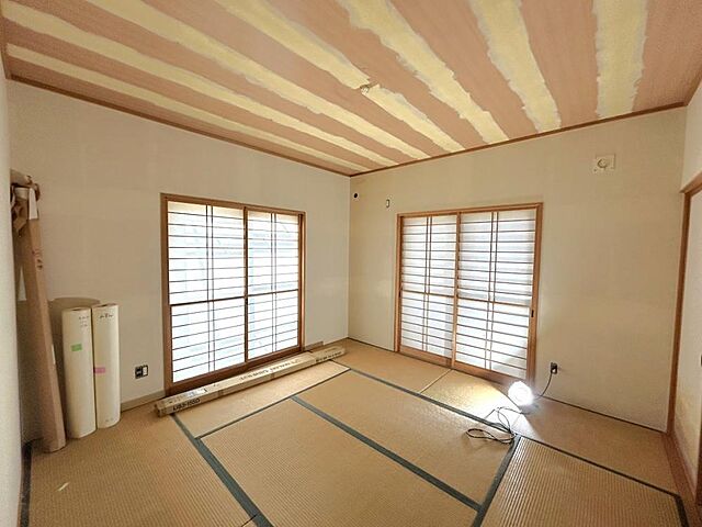 室内 飯塚市赤坂764-51