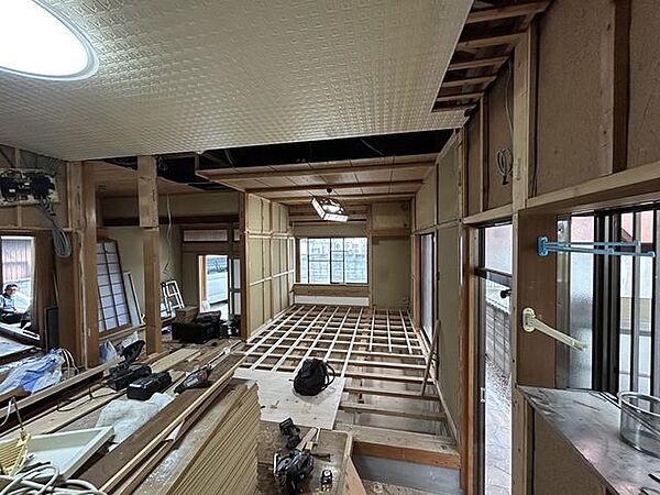 【リフォーム中7月17日更新】LDKの写真です。