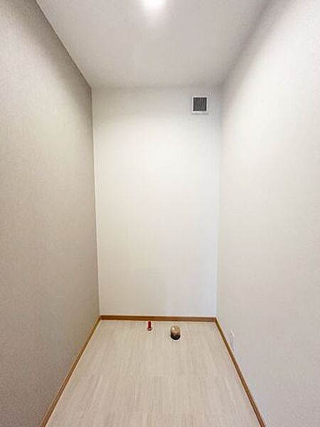 【リフォーム済】　トイレの写真です。トイレリフォーム済。毎日を清潔に過ごせます。