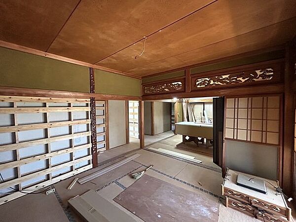 【リフォーム中8/3更新】和室の写真別角度です。畳表替えいたします。急な来客があっても、対応可能ですね。