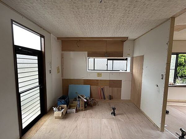【リフォーム中】9/19更新　キッチンの写真です。