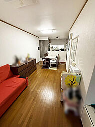 嵯峨野西ノ藤町 3SLDKのリビング/ダイニング