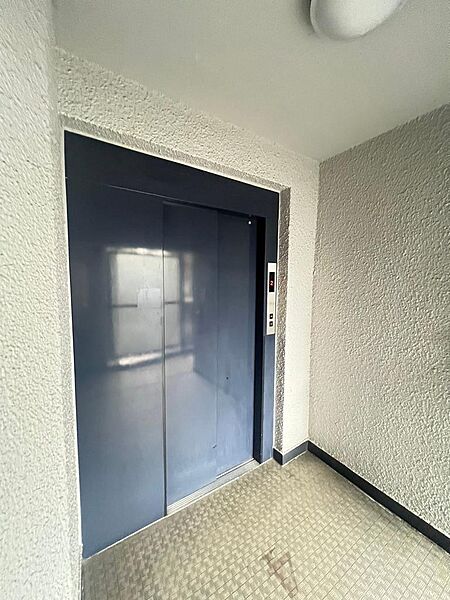 エレベーター
