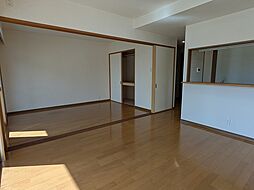 グランシティ青木島エステージ 204 3LDKのリビング/ダイニング