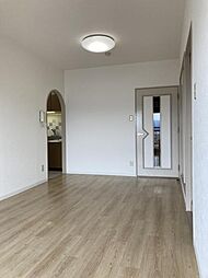 ストークマンション福井 703 7階2LDKのリビング/ダイニング