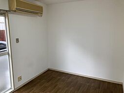 ＢＯＮハイツ’92 101 1階ワンルームのリビング/ダイニング