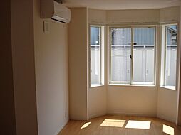 アリスタウン 102 1階2LDKのリビング/ダイニング