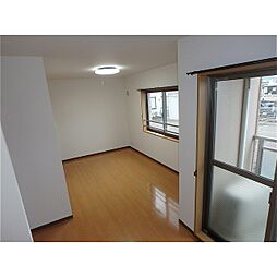 ハートフルアイランド 202 2階ワンルームのリビング/ダイニング