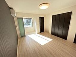 シルキーII 102 1階1Kのリビング/ダイニング