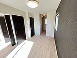 シルキーII 202 2階1LDKのリビング/ダイニング