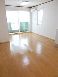 グリーンフェア 202 2階2LDKのリビング/ダイニング