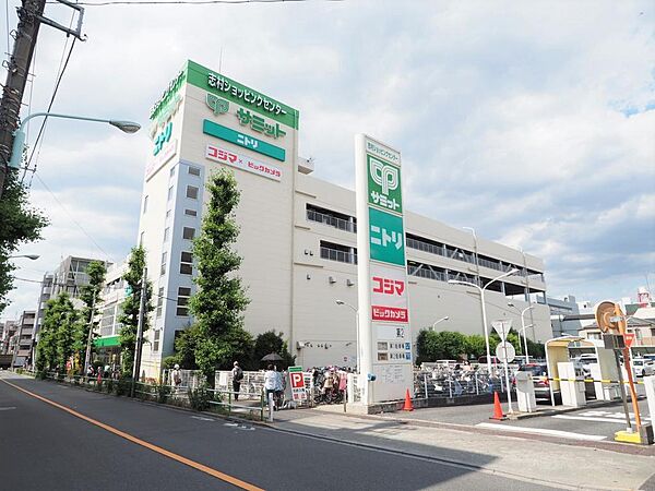 志村ショッピングセンター・・・580ｍ