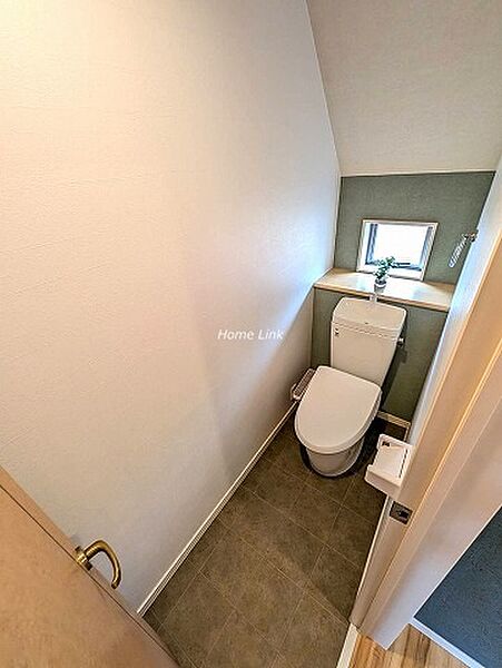 トイレを拡大表示