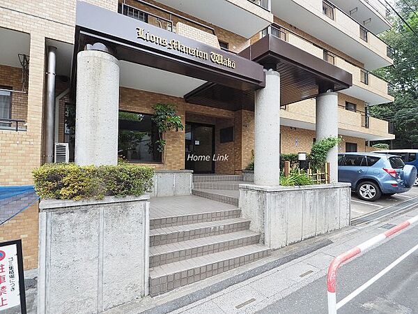 昭和63年築、新耐震基準のライオンズマンションです。