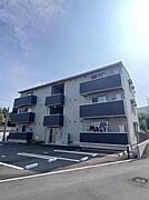 八本松駅より徒歩25分 築1年1ヶ月 3階建の賃貸物件