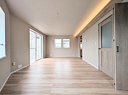 中古戸建　屏風浦 4LDKのリビング/ダイニング