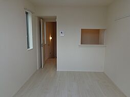 ラヴィエベル 202 2階1Kのリビング/ダイニング