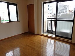 エクセリア・シオン 305 3階1Kのリビング/ダイニング