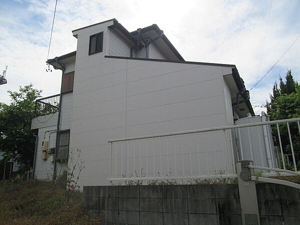 建物東側R8.5.20撮影