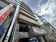 ロイヤルクイーンズパーク蛍池 7階 築18年5ヶ月の賃貸物件