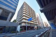 江坂駅より徒歩2分 9階 築45年2ヶ月の賃貸物件