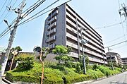 千里山駅よりバス7分 徒歩5分 5階 築30年10ヶ月の賃貸物件