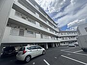 南千里駅よりバス8分 徒歩3分 5階 築49年7ヶ月の賃貸物件
