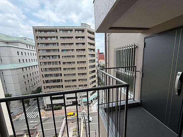 玄関ポーチからの眺望