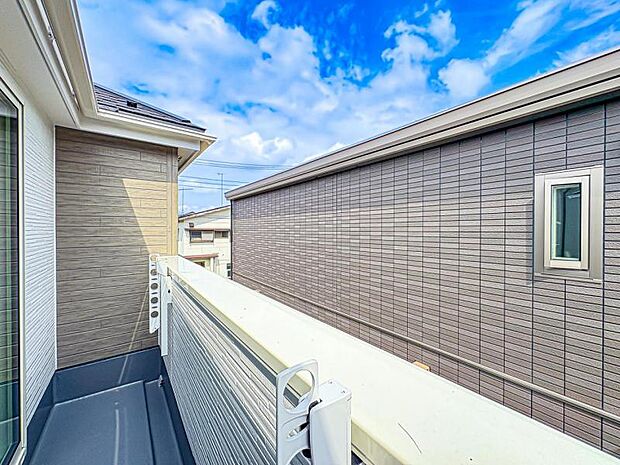 【眺望】日当りよく、心地良い風に吹かれてホッと一息ついてください。