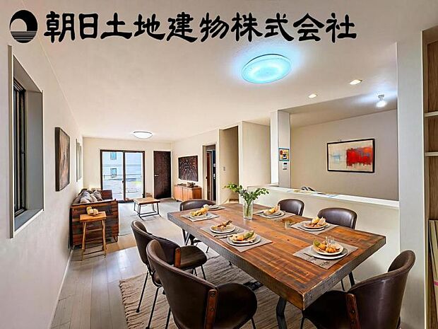 【南向きで明るく開放感のあるリビング:19帖】お店で見掛けた「あの家具」でも自由に配置できるゆとりのリビング空間。(家具等は販売価格に含まれません。)