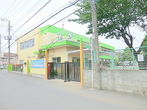 【小松原幼稚園】240m 小規模でアットホームな幼稚園です。 先生方は皆んなとても明るく優しい人が多いです。のびのび遊びが中心の幼稚園です。