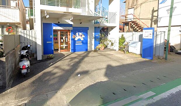 【あつぎはないろ保育園】420ｍ　本厚木駅から徒歩8分ほどの場所にあります。