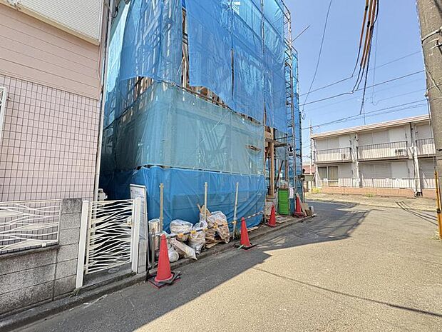 【現地外観:12月完成予定】