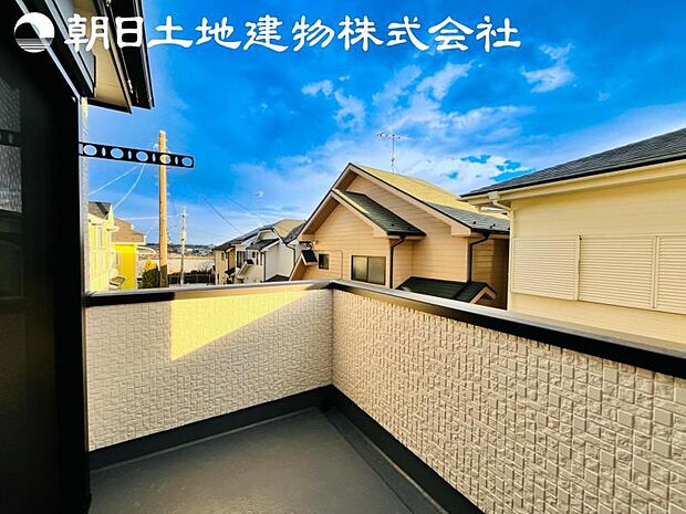 【バルコニー】