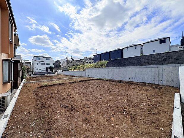 【現地外観:R8年2月完成予定】