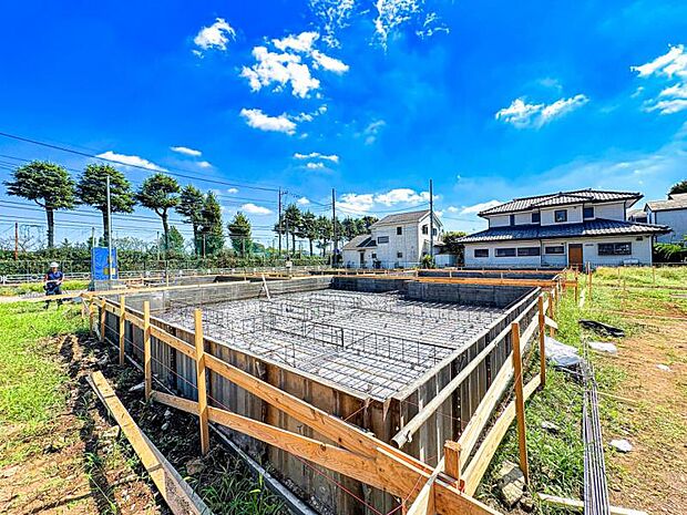 【現地外観:R8年2月完成予定】