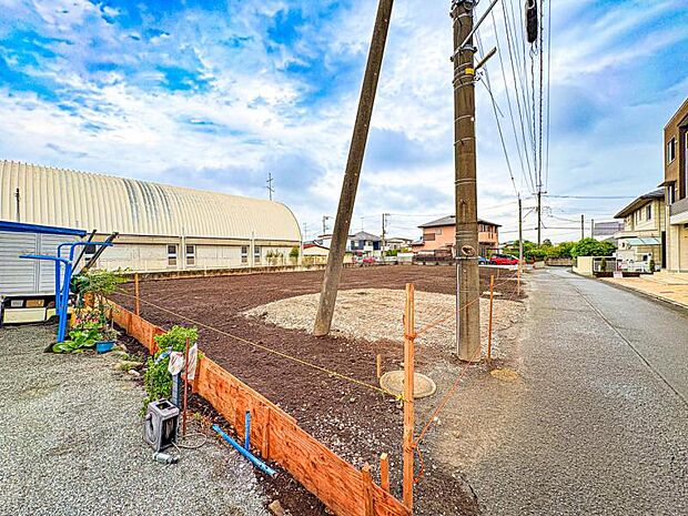 【現地外観：全区画 38 坪以上】