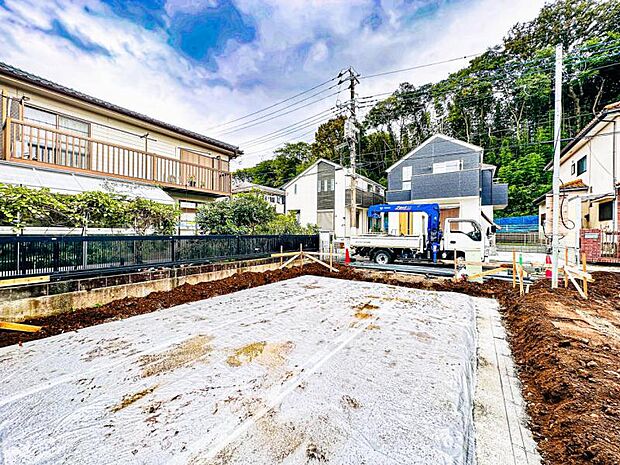 【現地外観:R8年2月完成予定】