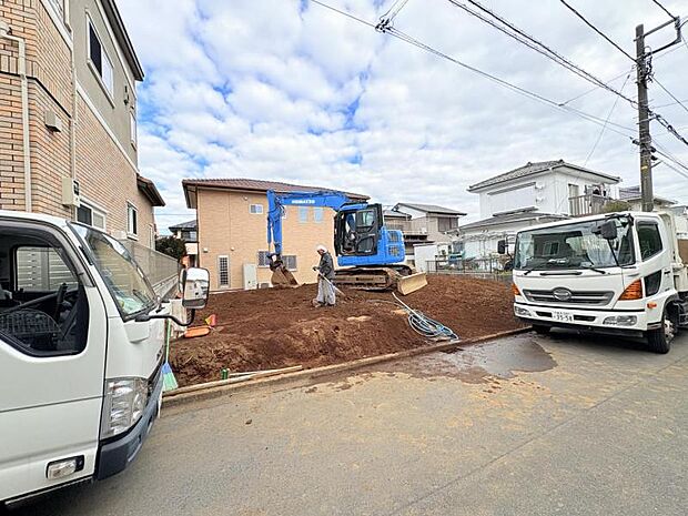 【現地外観： 5 2 坪以上！】