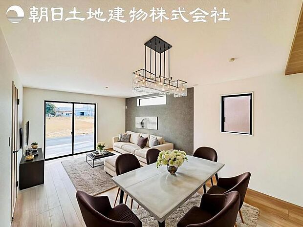 【リビング】静寂も喧騒も楽しめるご家族のお気に入りの大空間。いつまでもその場にいたくなる心地よさがご家族を繋げます。※家具等はCG合成となります。