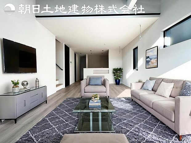 【リビング】ご家族の一日のはじまりも一日の終わりも、いつもこの空間から。お家のなかで特にこだわって頂きたい空間です。※家具等はCG合成です。