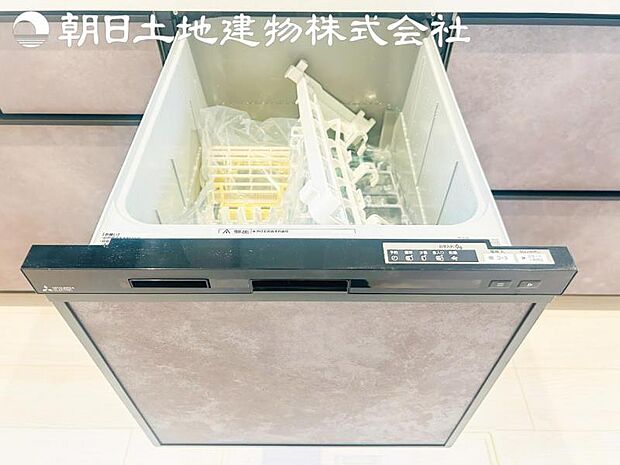 【ビルトイン食洗器】手洗いより楽以外に、手洗いでは難しい50度以上の高温できれいに洗えて更に除菌効果も。