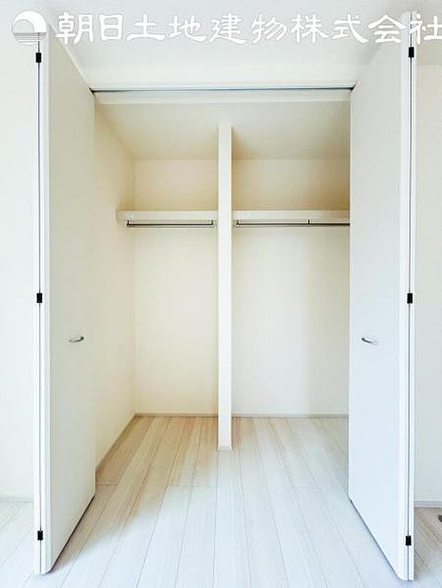 【収納】全居室に収納を完備しておりますので、すっきりとした空間を最大限活用出来ます。