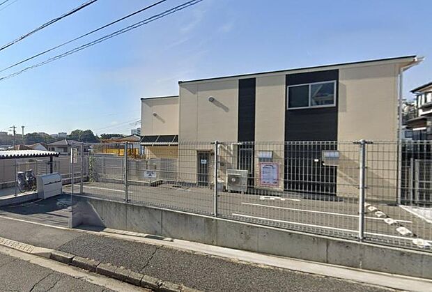 【桜ヶ丘はないろ保育園】180ｍ　子供たちの豊かな心をはぐくむ学び場です。