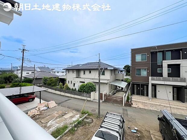 【眺望】眺望は視界を遮る建物がございませんので四季折々の素敵なシティービューが楽しめます。