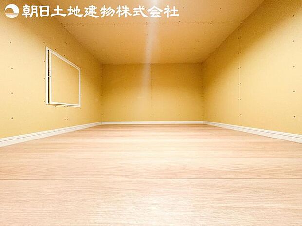 【小屋裏収納】季節ものの家電など荷物をしまっておける便利な小屋裏収納です。