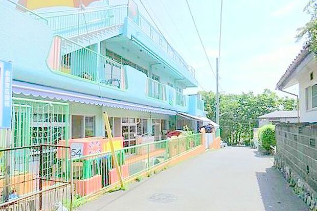 アットホームで子供を自立させてくれる保育園です。優しい先生が多いです。