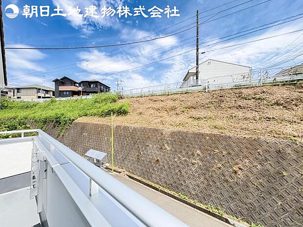 【眺望】眺望は視界を遮る建物がございませんので四季折々の素敵なシティービューが楽しめます。