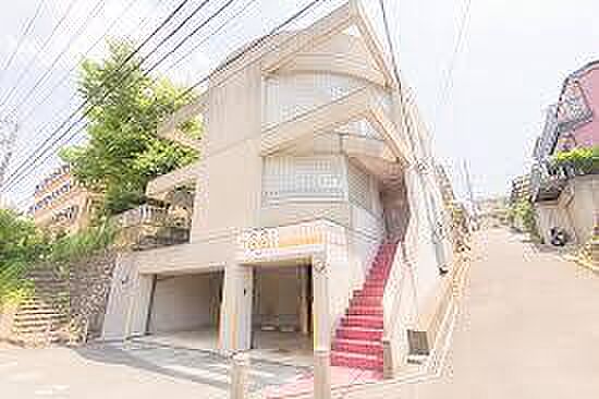 【おぎはらこどもクリニック】2200m テキパキと、でも丁寧にちゃんと診ていただけるので、安心感があります。