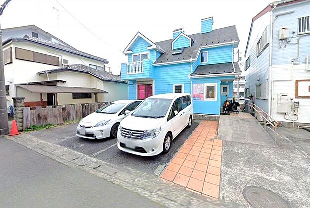 徒歩約5分で行ける人気の高いさがみ野保育園です。お子さんの送り迎えにも安心です。